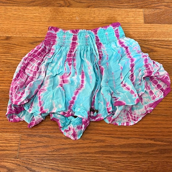 Surf Gypsy Girl’s Blue And Pink Shorts Size Medium - Picture 1 of 3